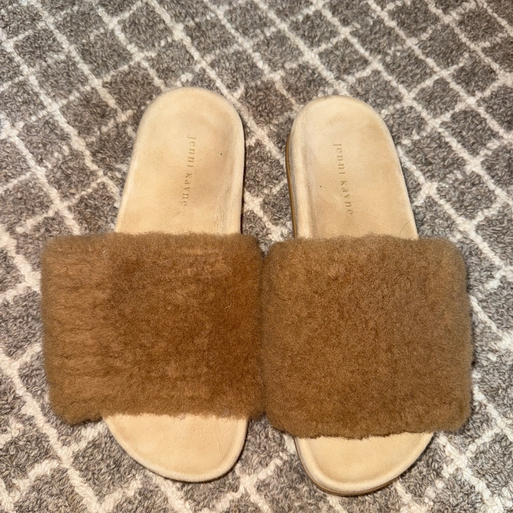Jenni Kayne Tan Slides - Picture 3 of 3